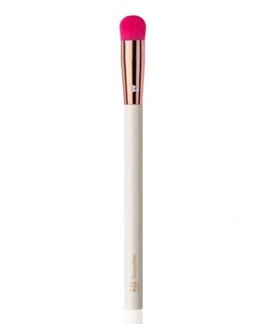 Kitty Saint Fluff Blending Brush Kitty Saint Fluff Blending Brush