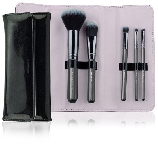 Black Day to night collection 3 Brushes + 2 Brushes + Case Black Day to night collection 3 Brushes + 2 Brushes + Case